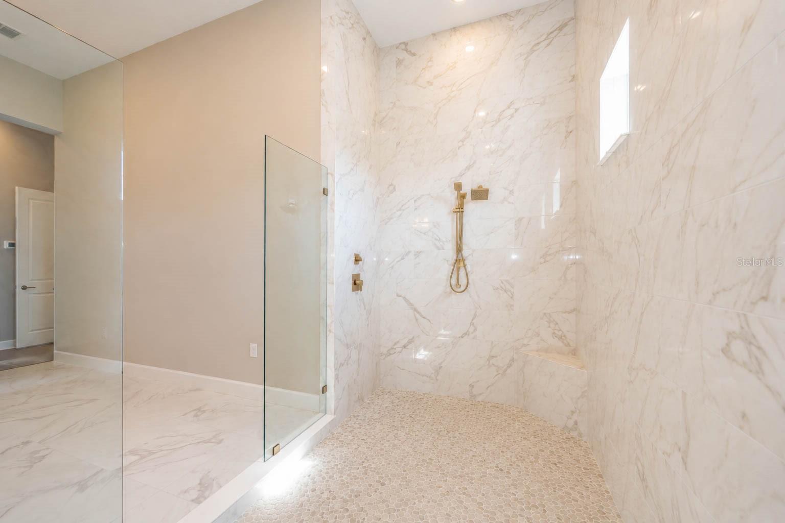 4866 FRECCIA LOOP — photo 18