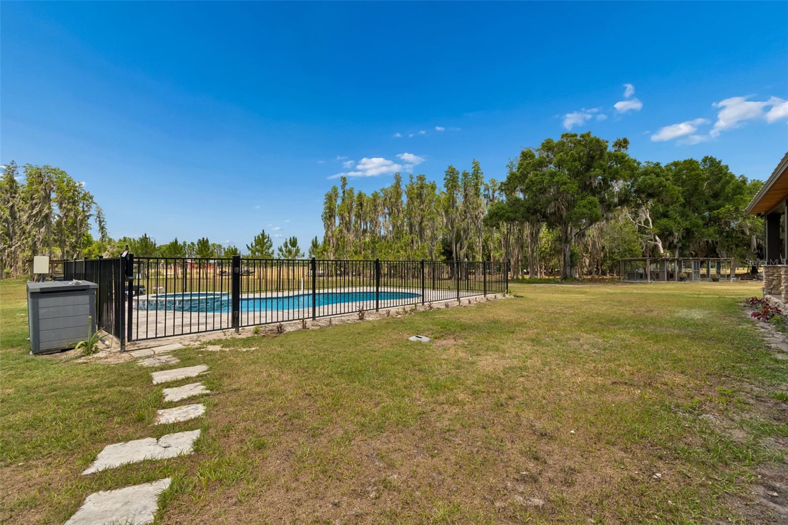 41451 NIPPER RD — photo 34