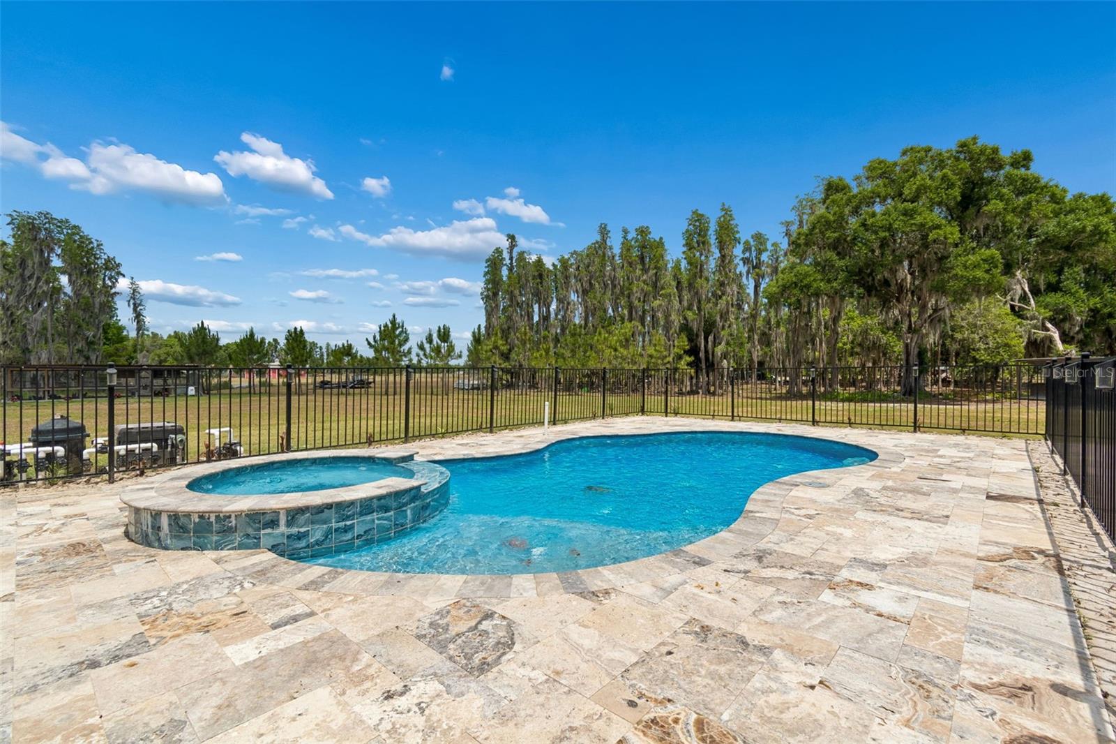 41451 NIPPER RD — photo 35