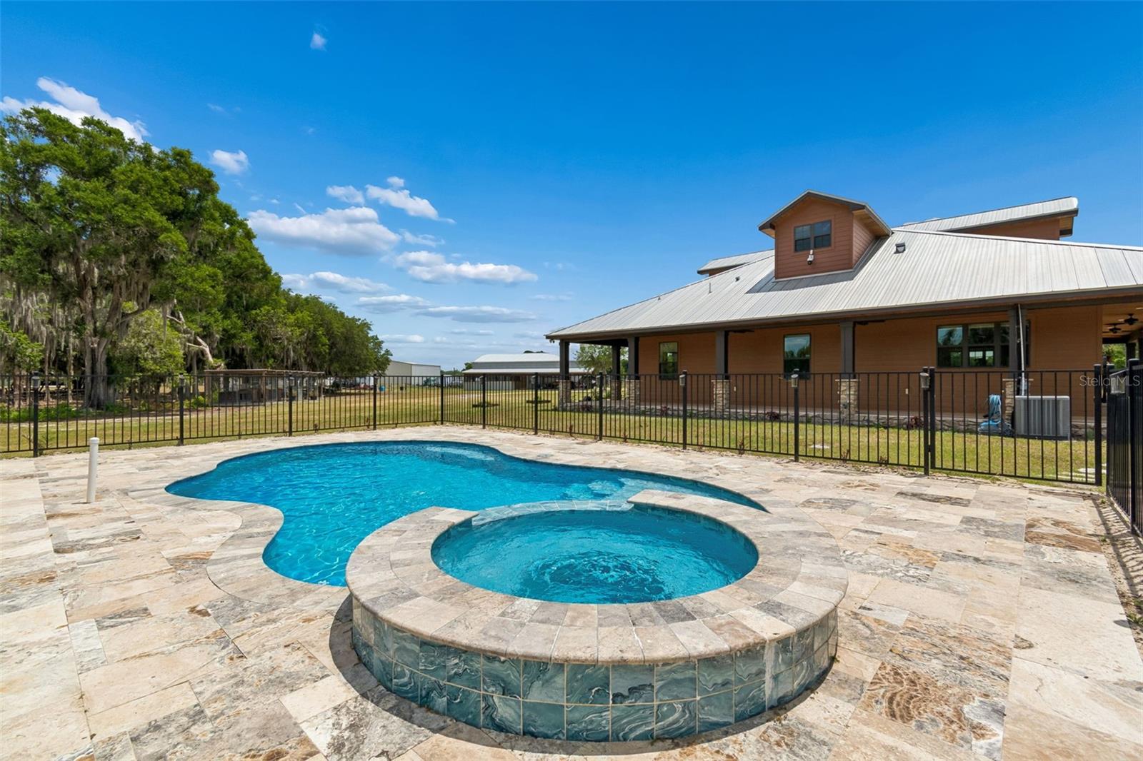 41451 NIPPER RD — photo 37