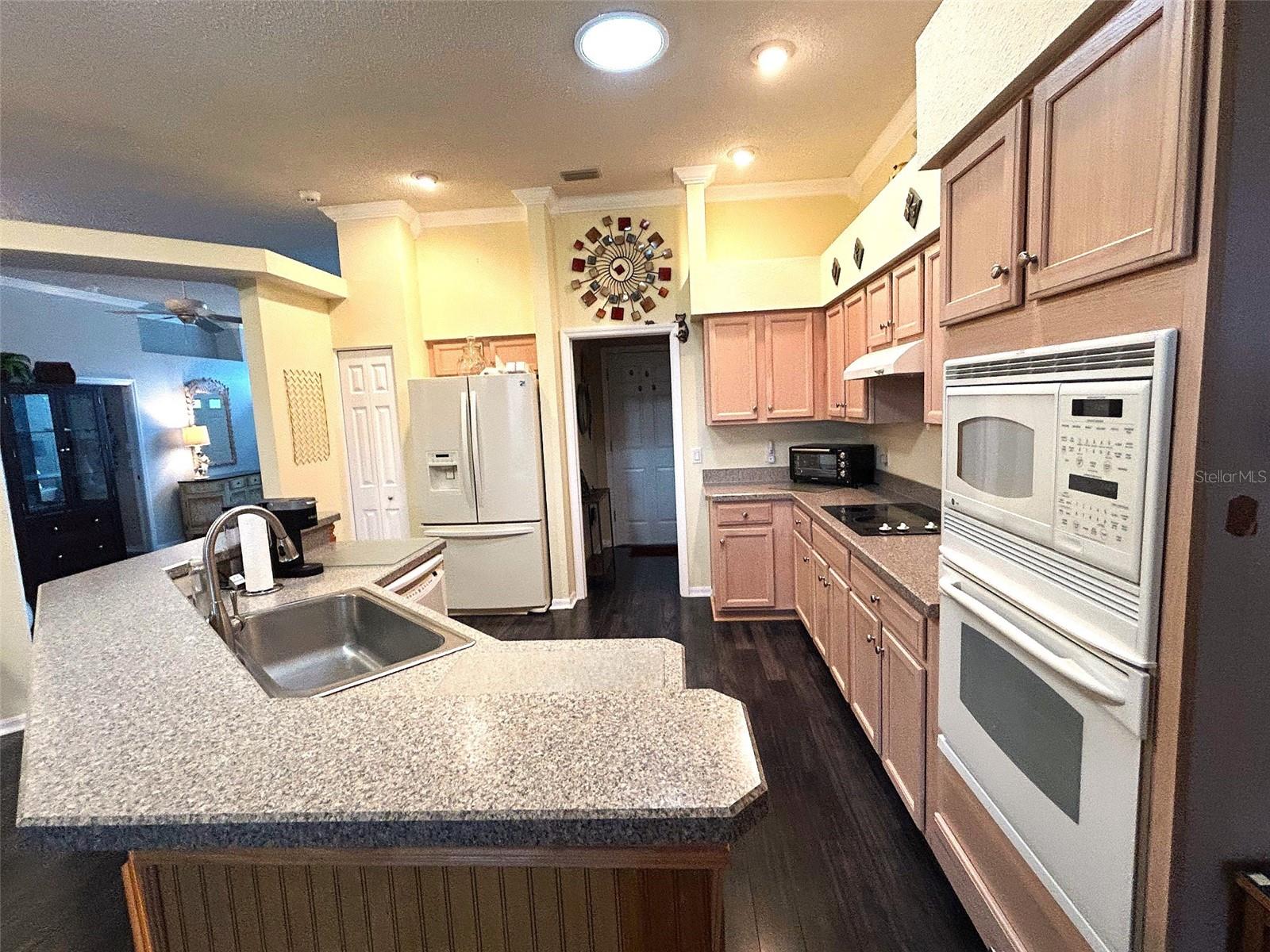 18530 WATER LILY LN — photo 7