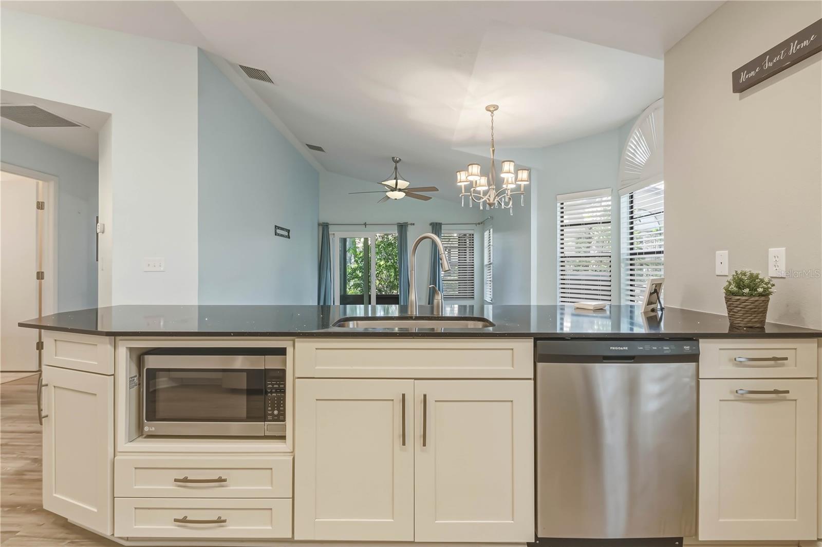 1696 NASH COURT — photo 10