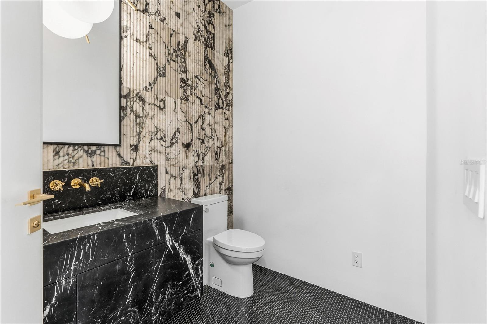 1209 E CUMBERLAND AVE #2902 — photo 38