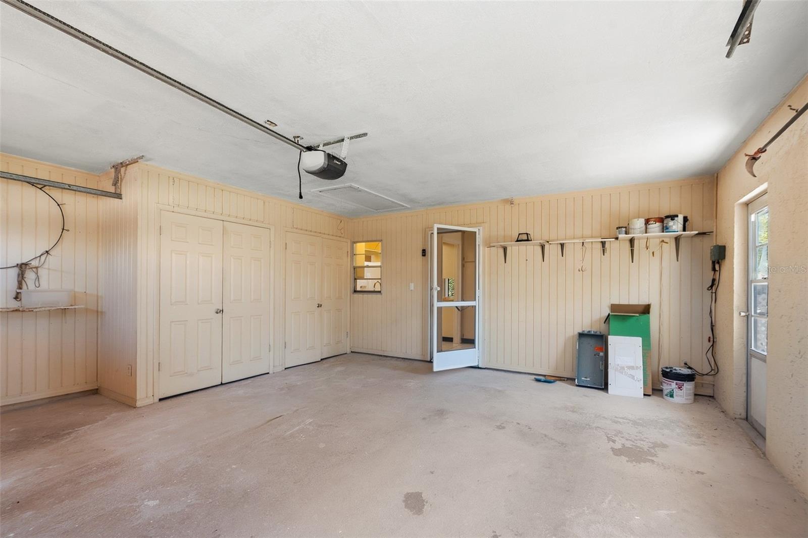 1027 BLUEWATER DR — photo 28
