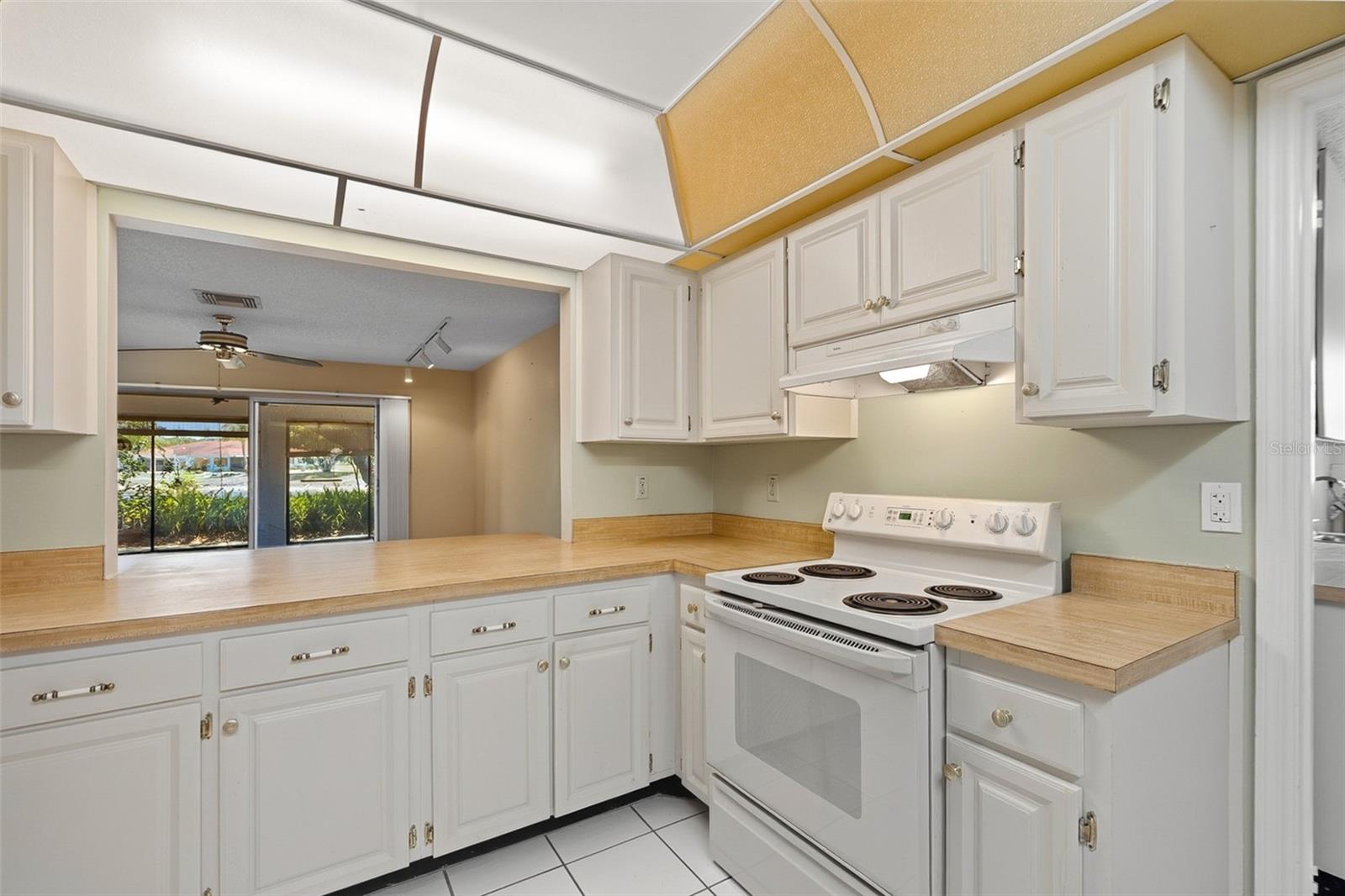 1027 BLUEWATER DR — photo 3