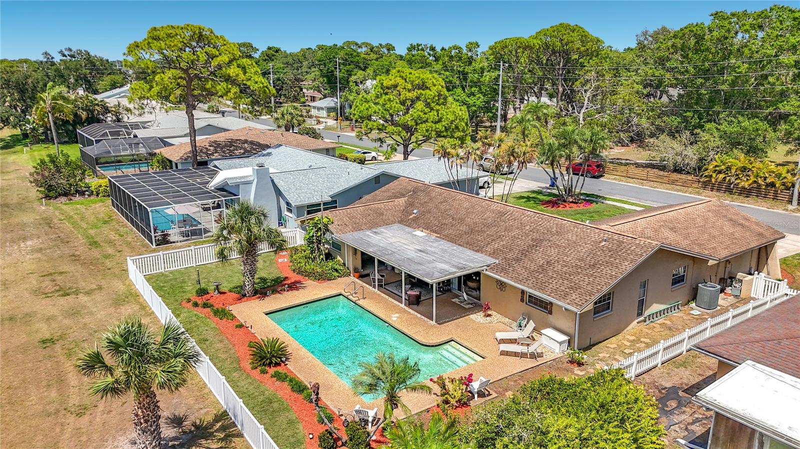 6490 BURNING TREE DR — photo 56