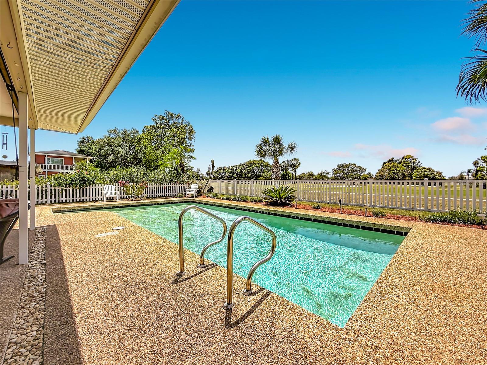 6490 BURNING TREE DR — photo 47