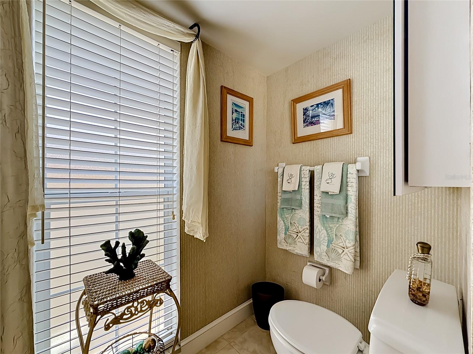 6490 BURNING TREE DR — photo 26