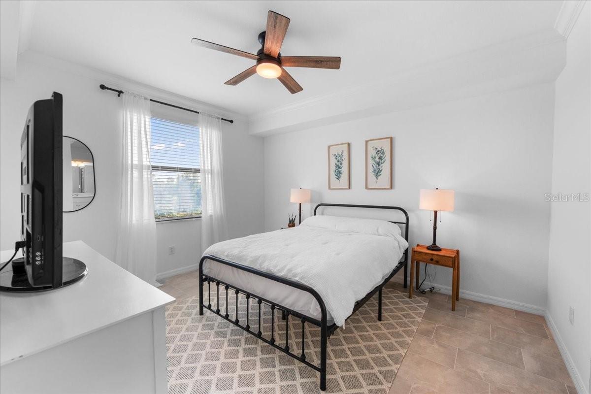 18114 GAWTHROP DR #304 — photo 11