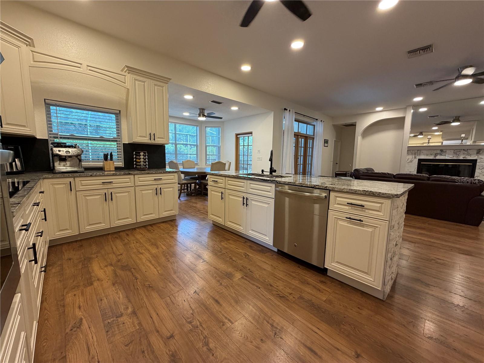 2966 POST ROCK CT — photo 4