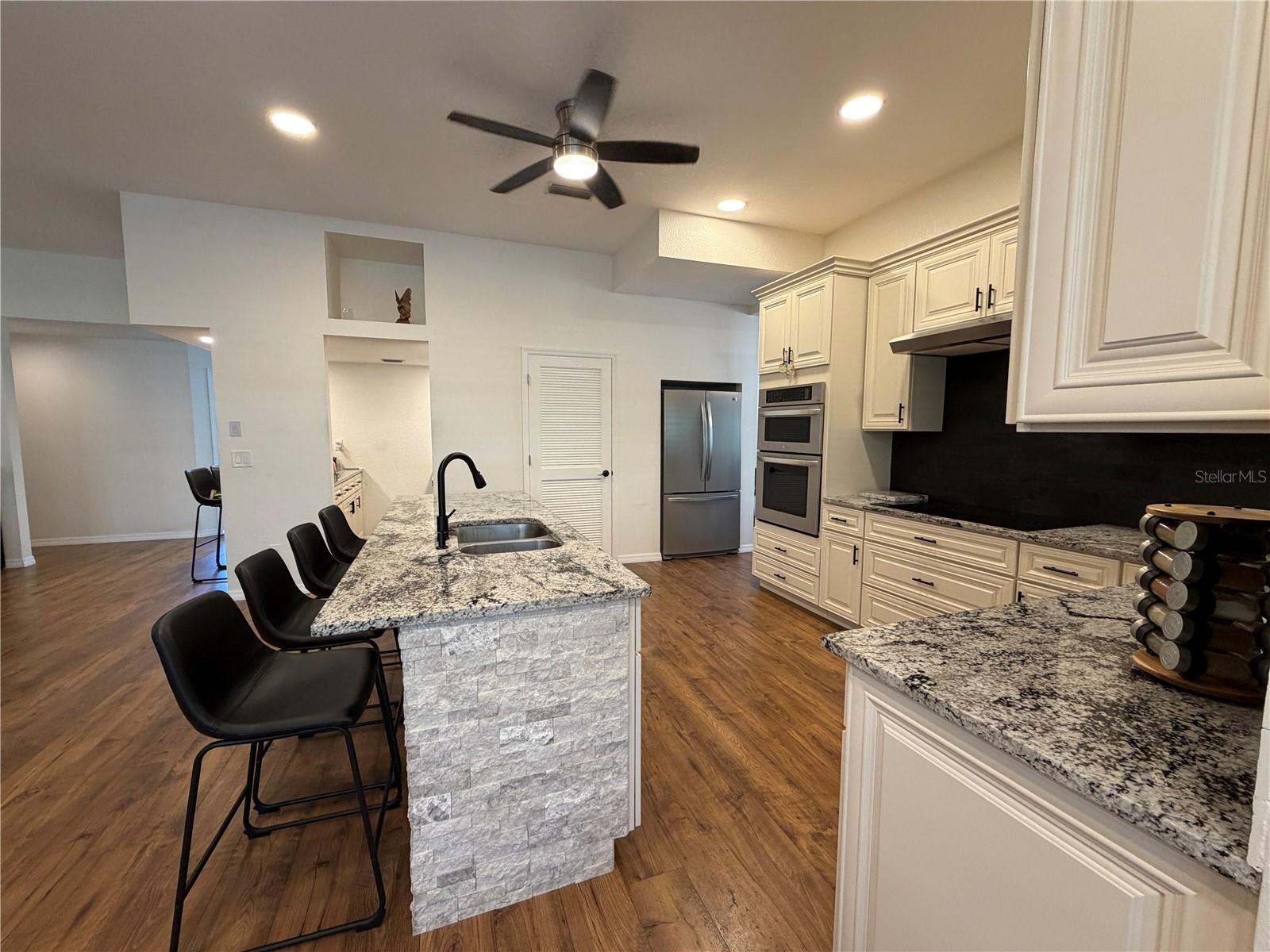 2966 POST ROCK CT — photo 5