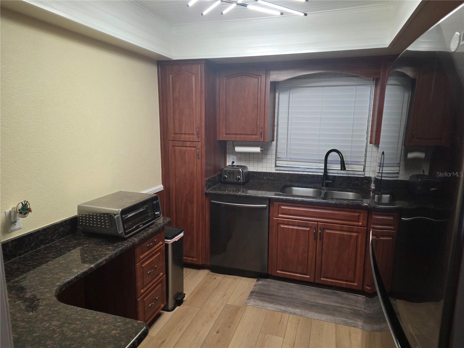 5130 BRITTANY DR S #604 — photo 6