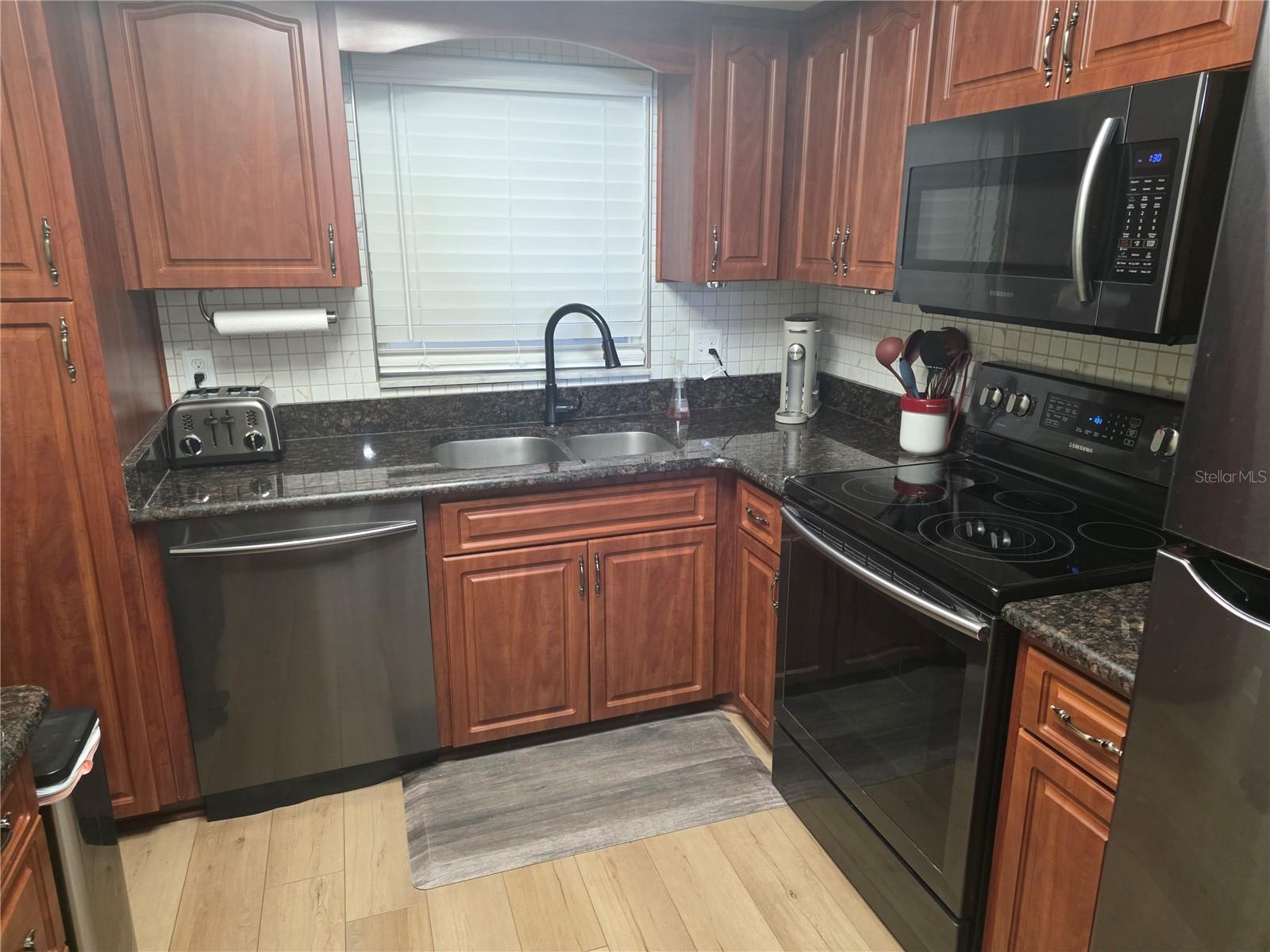 5130 BRITTANY DR S #604 — photo 5