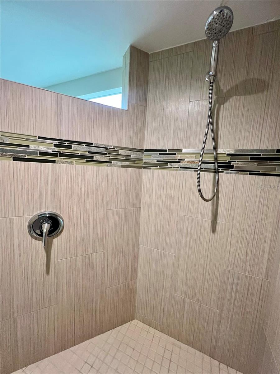 632 EDGEWATER DR #139 — photo 25