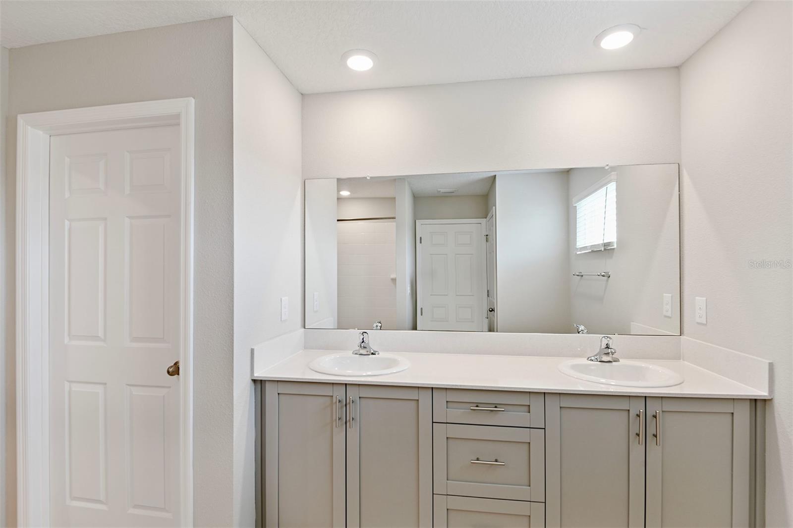 34993 ARBOR RETREAT DR — photo 8