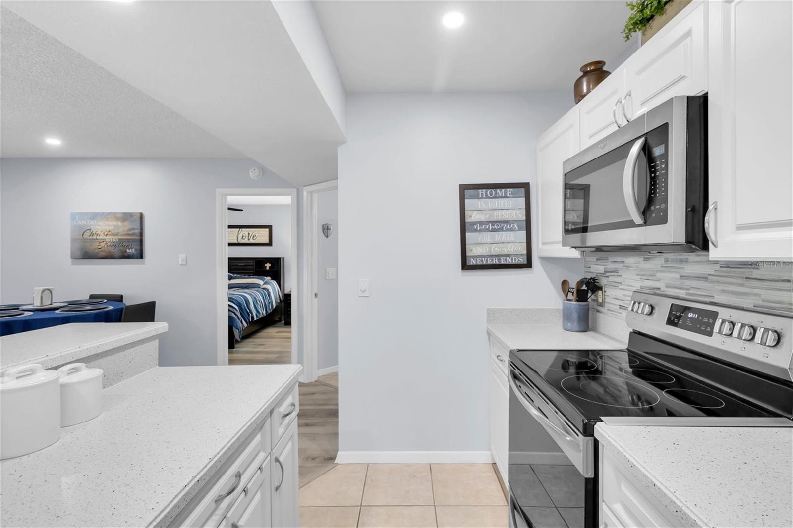 7712 HILLSIDE CT #201 — photo 11