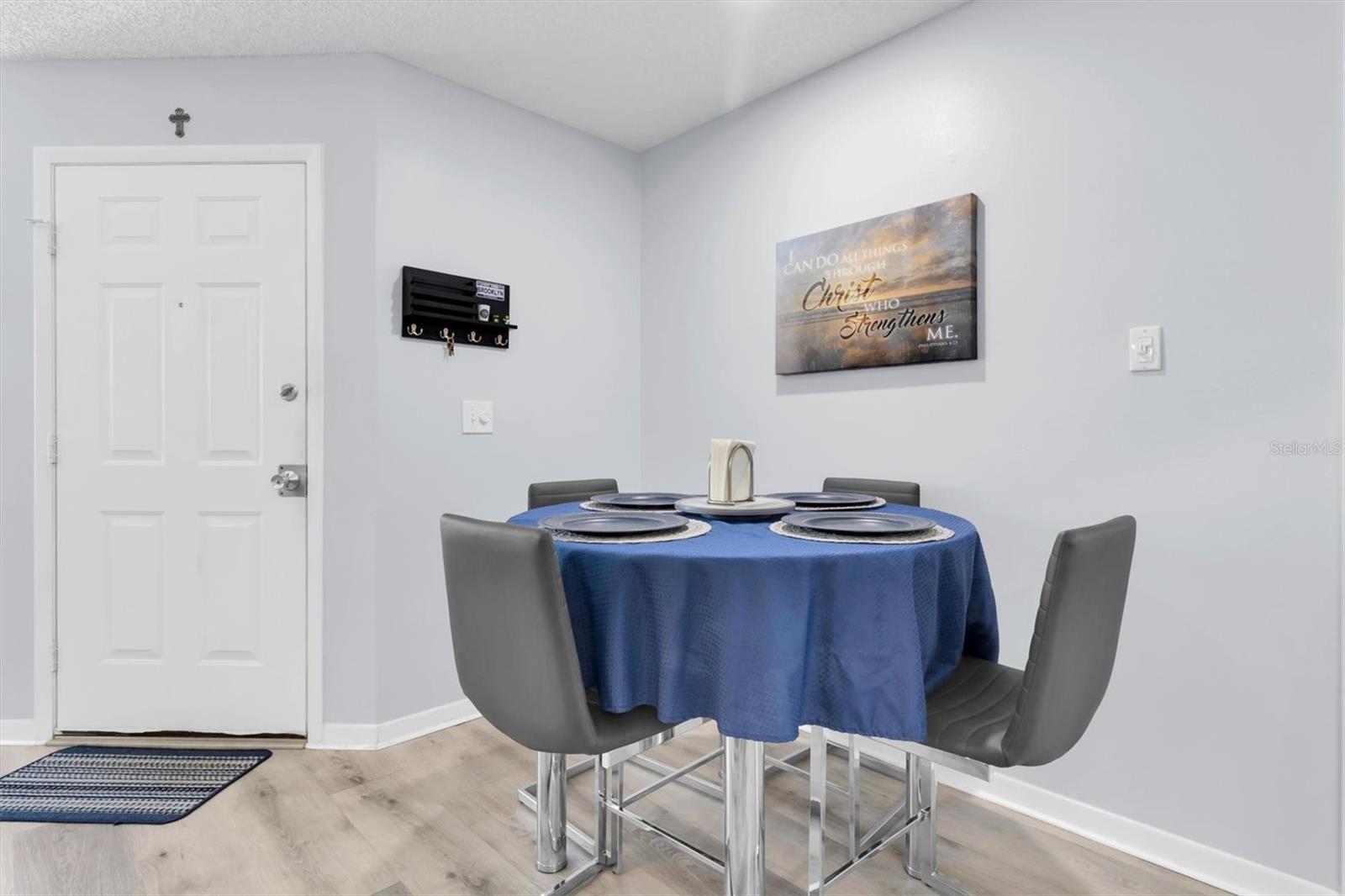 7712 HILLSIDE CT #201 — photo 7