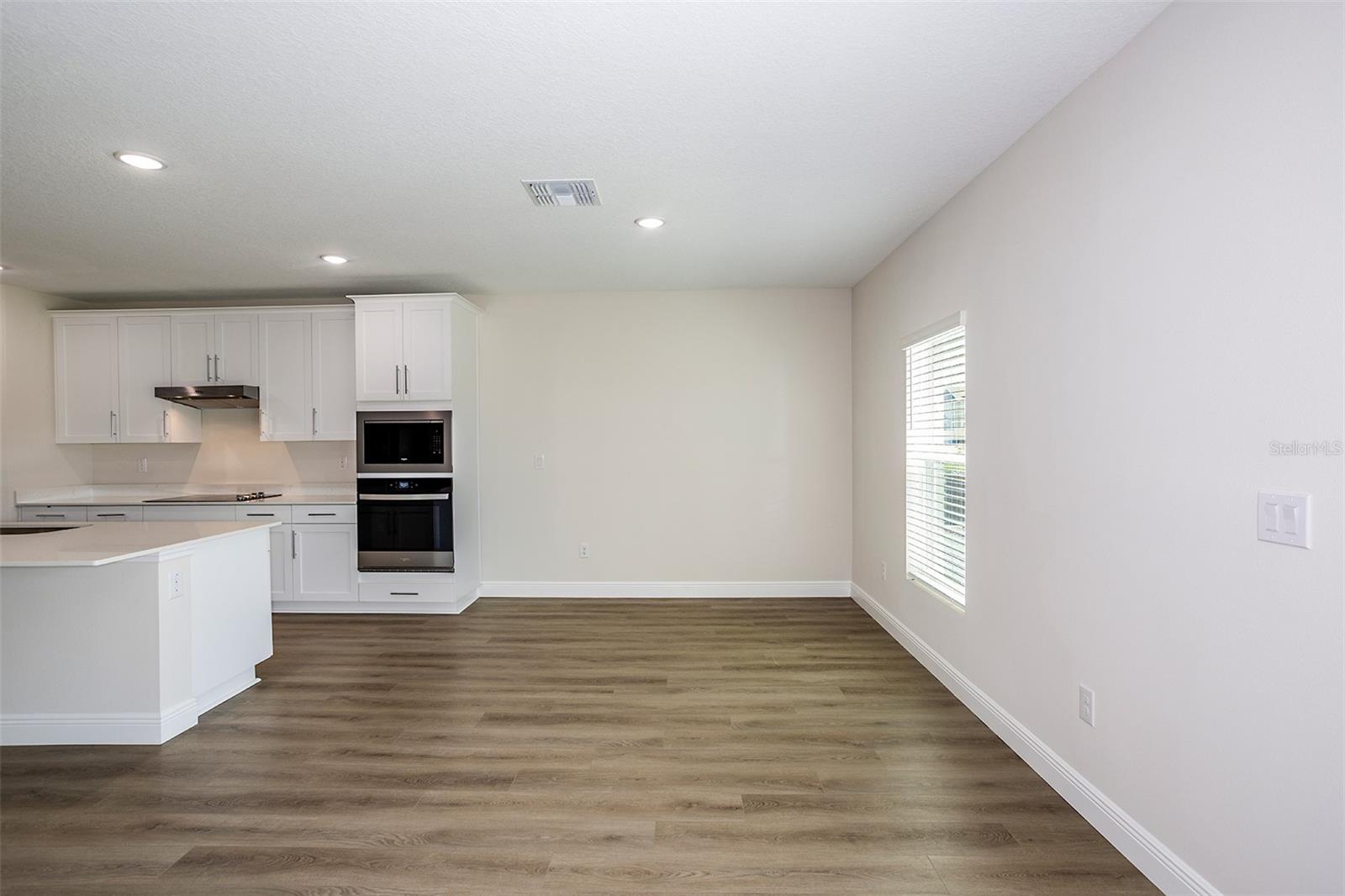 9886 ANNUNCIATION DR — photo 13
