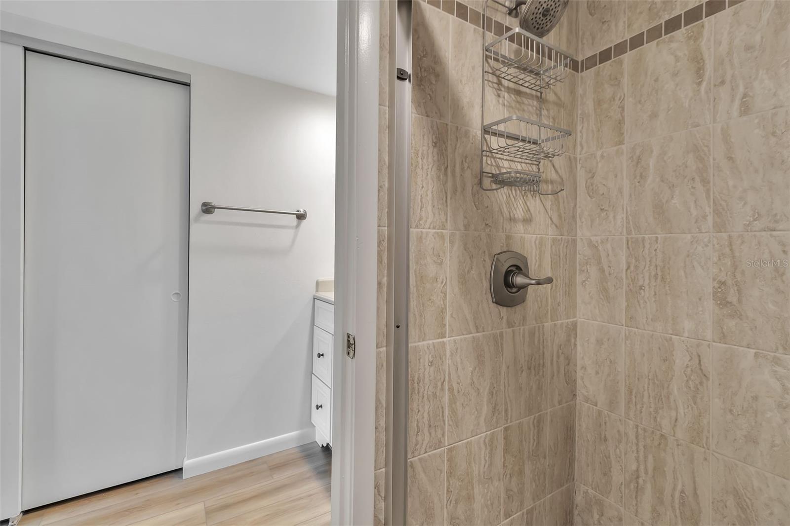 5224 LAKE VILLAGE DR #67 — photo 25