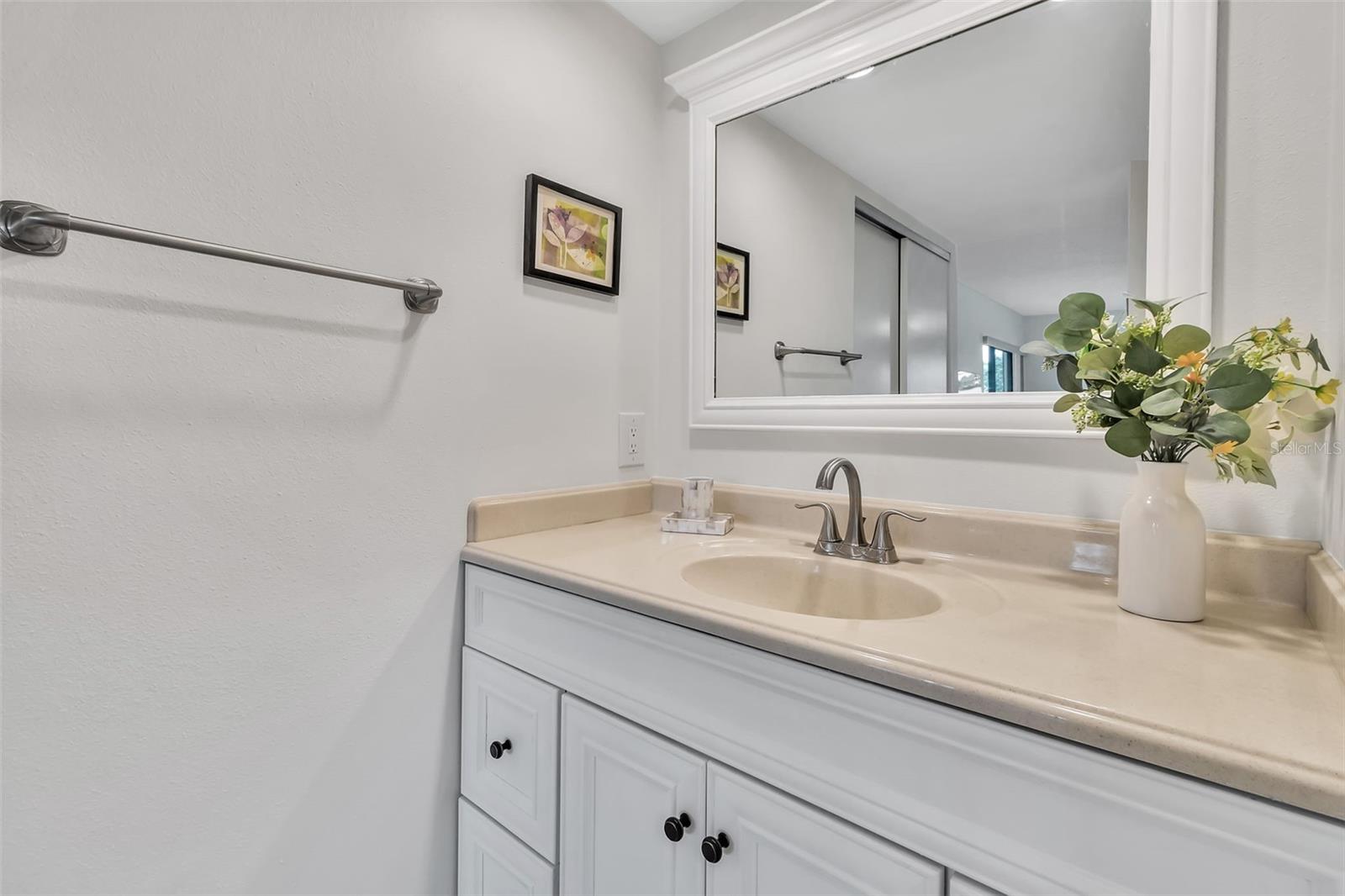 5224 LAKE VILLAGE DR #67 — photo 23