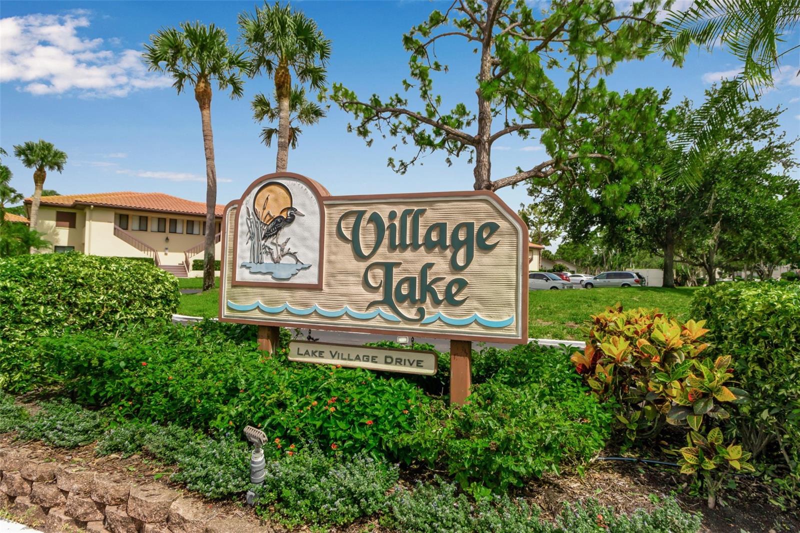 5224 LAKE VILLAGE DR #67 — photo 2