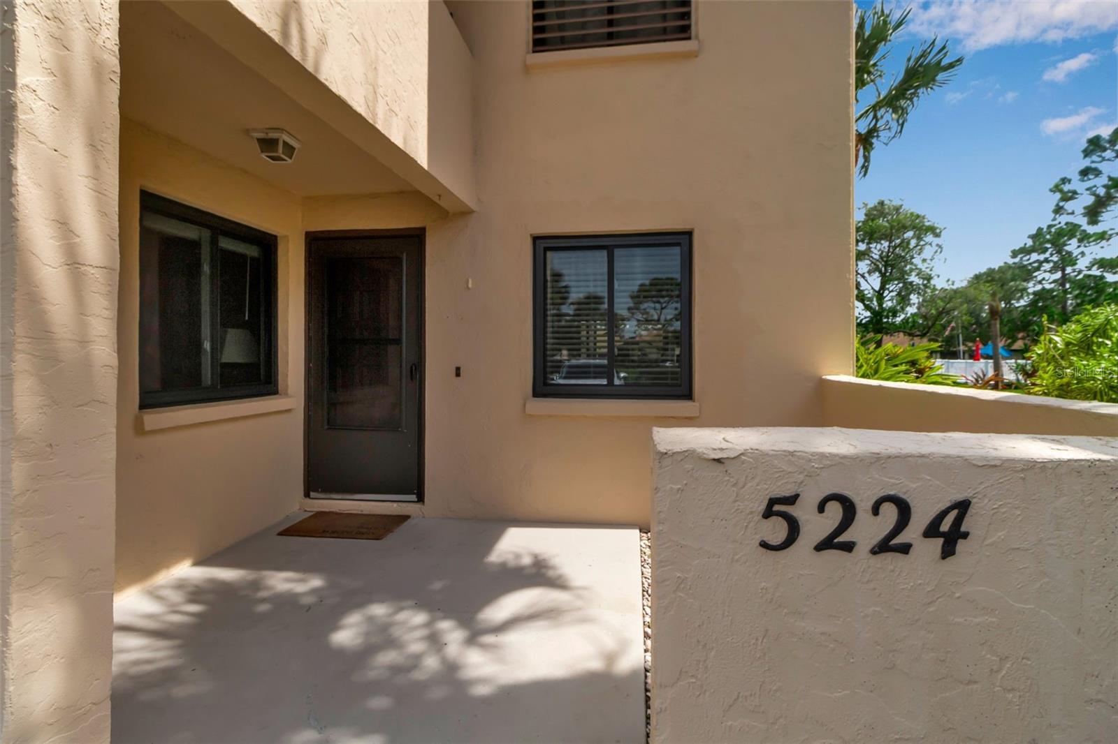 5224 LAKE VILLAGE DR #67 — photo 4