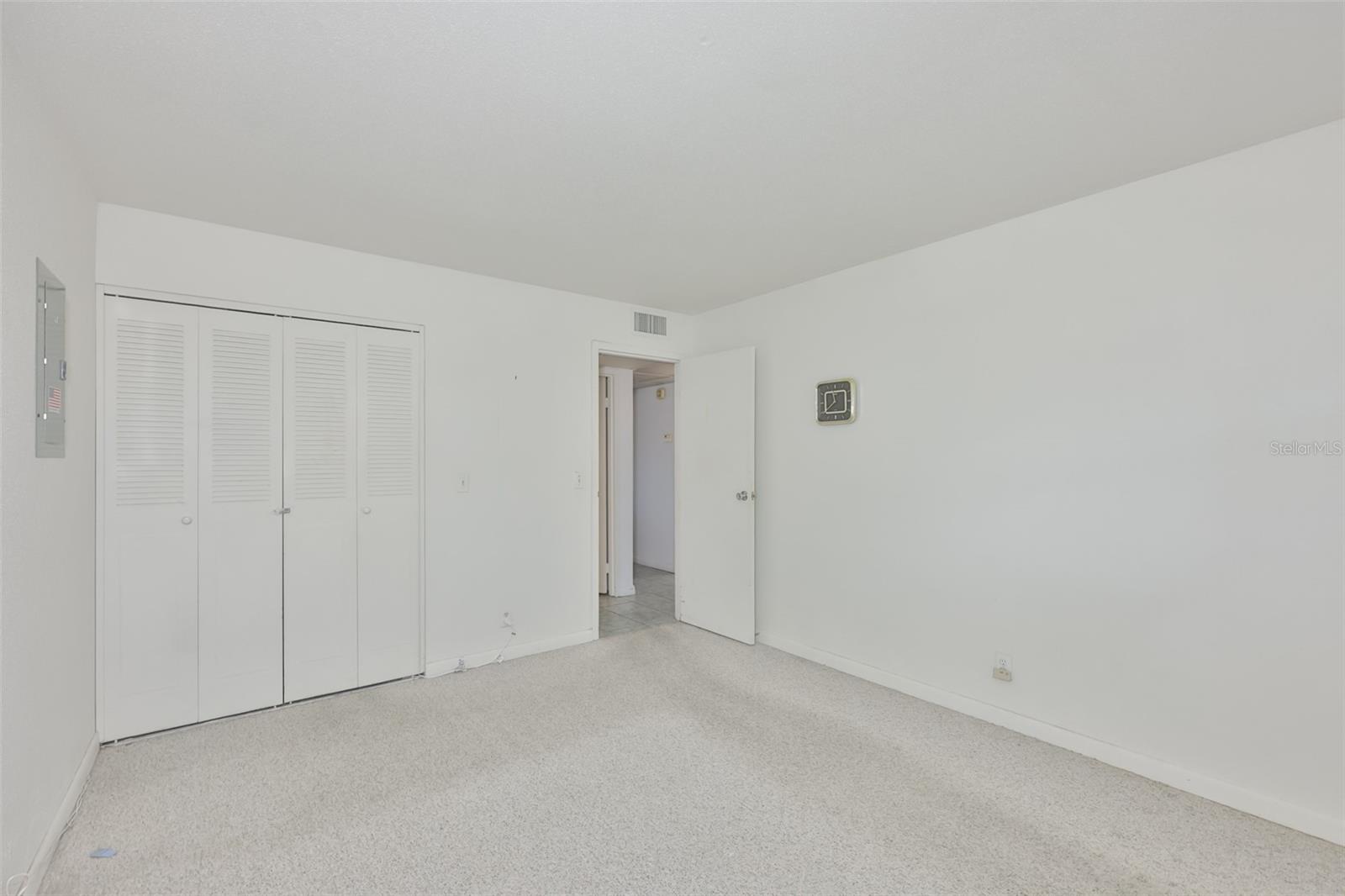 1802 BEDFORD TER #177 — photo 4