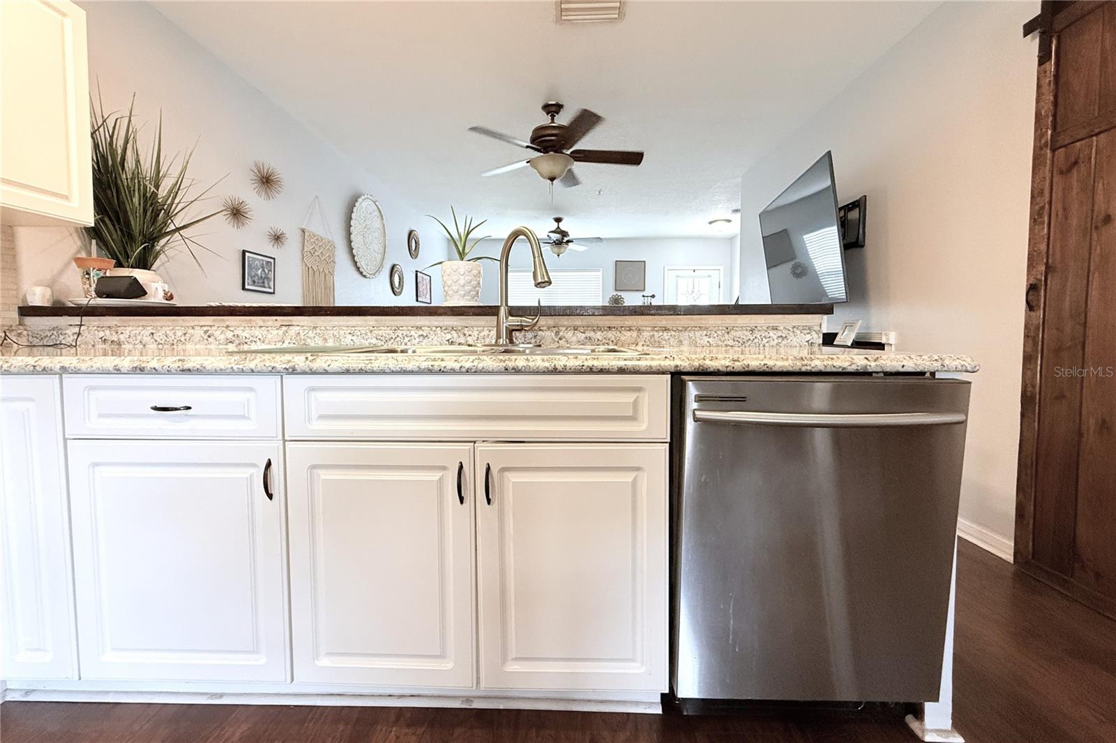 5307 TERRAZA CT — photo 12