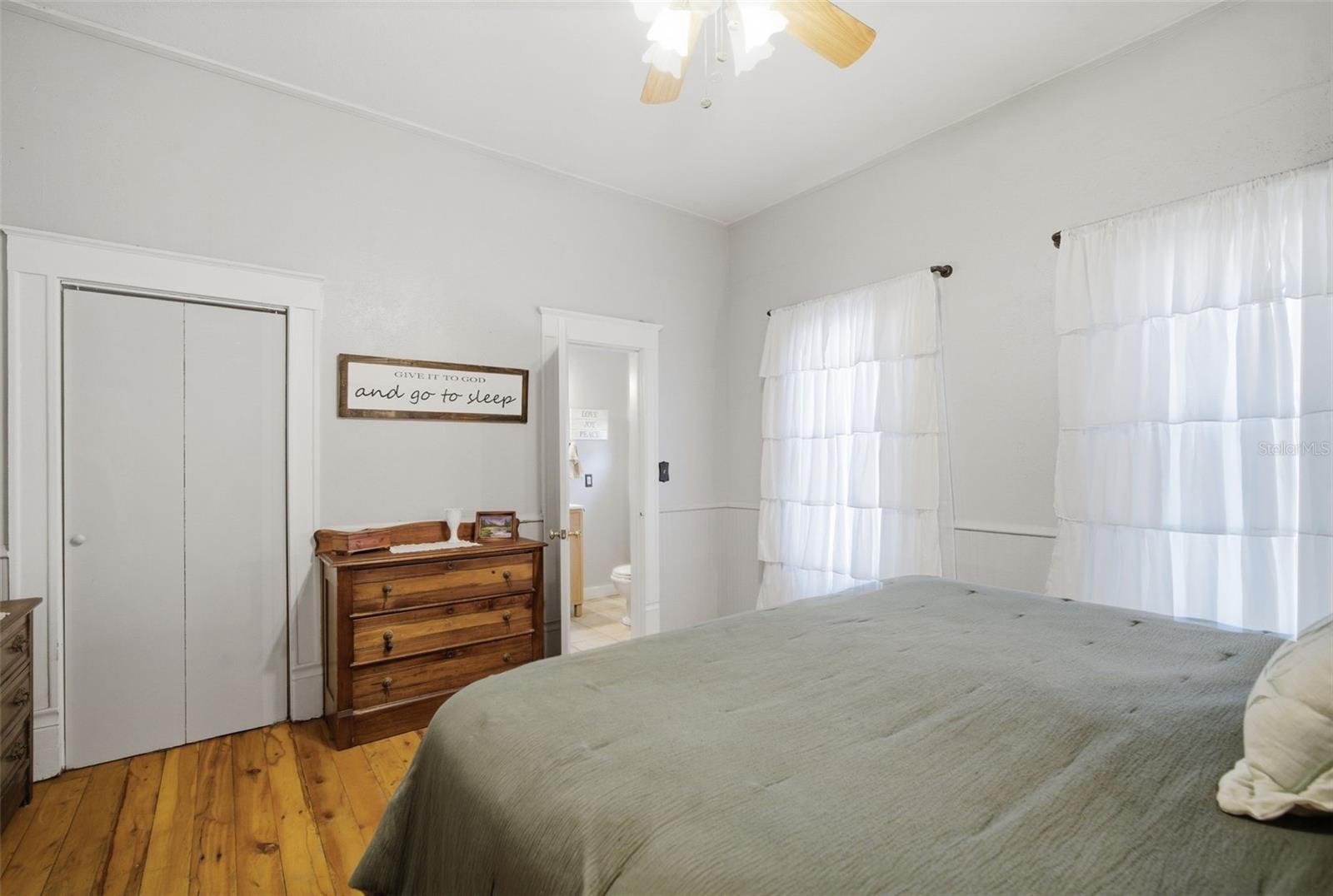 1201 W REYNOLDS ST — photo 35