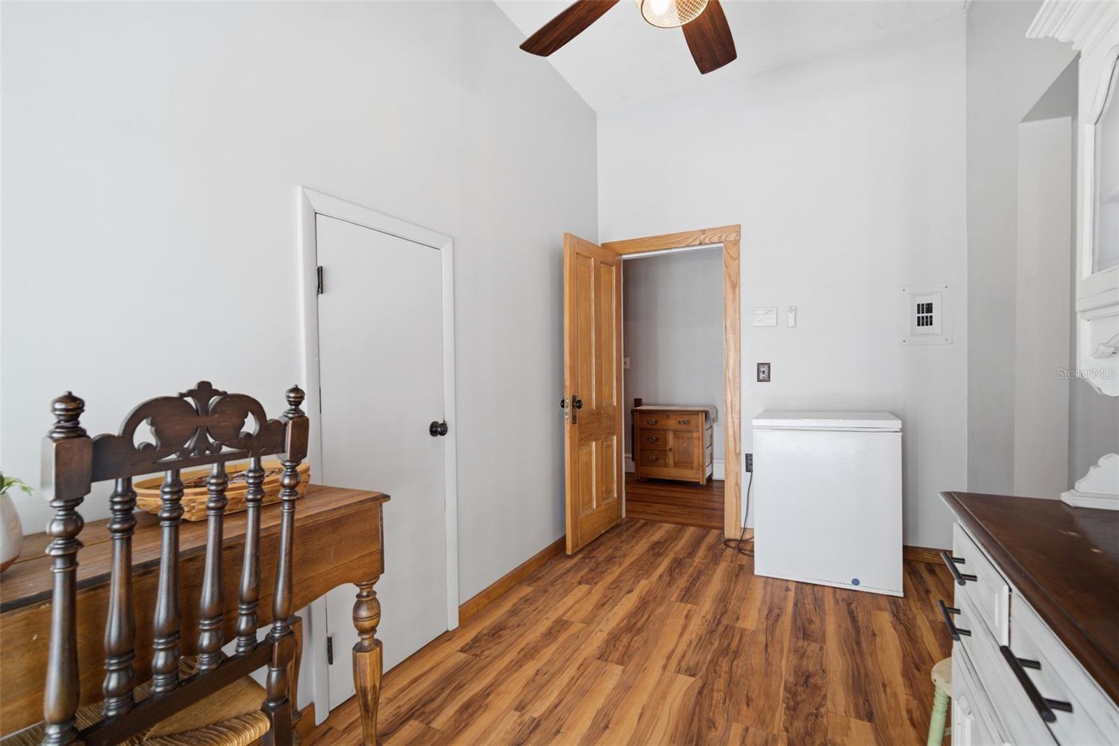 1201 W REYNOLDS ST — photo 17