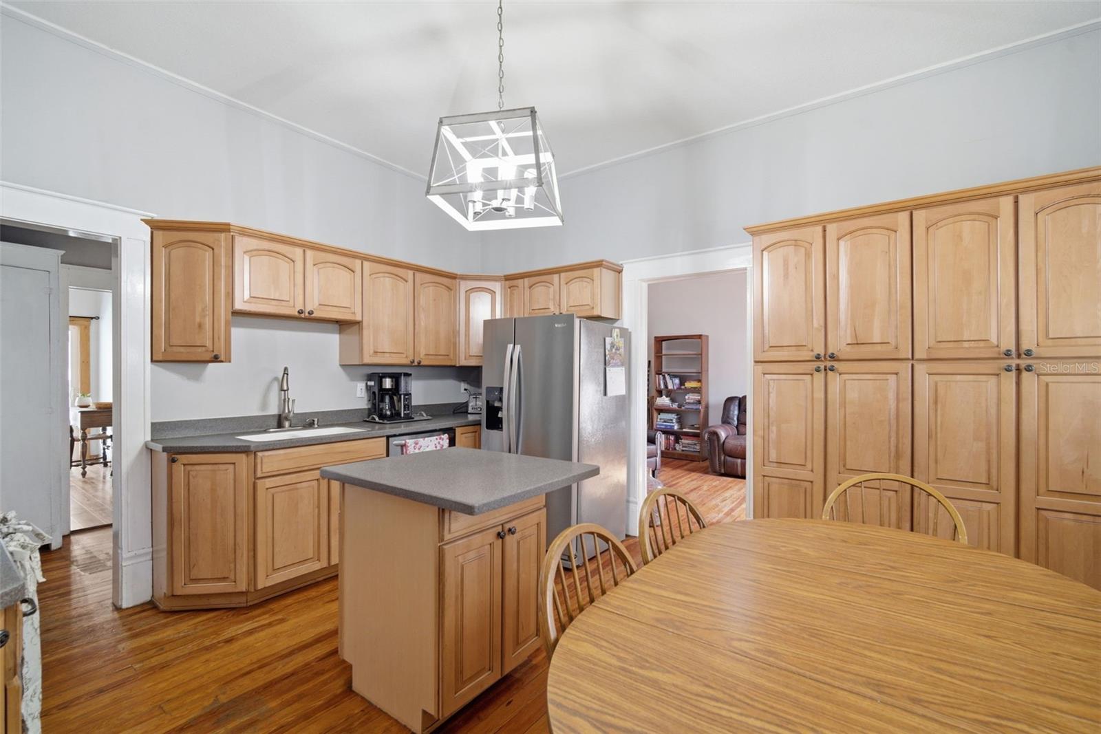1201 W REYNOLDS ST — photo 27