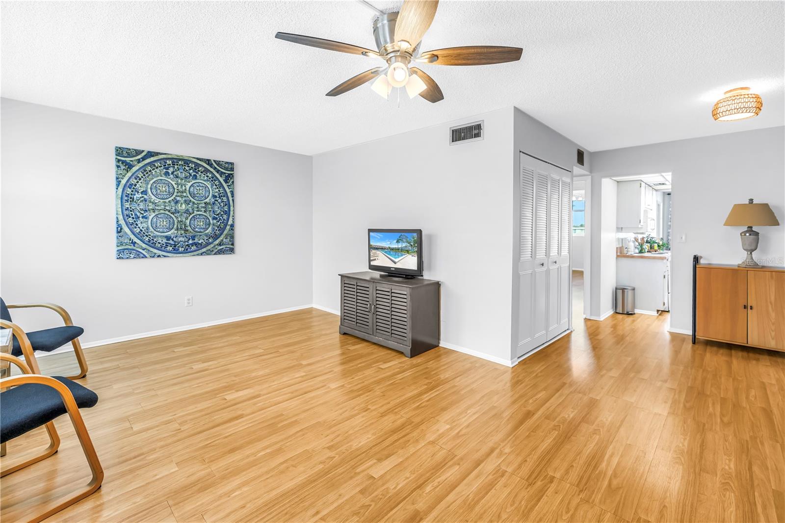 4720 LOCUST ST NE #318 — photo 6