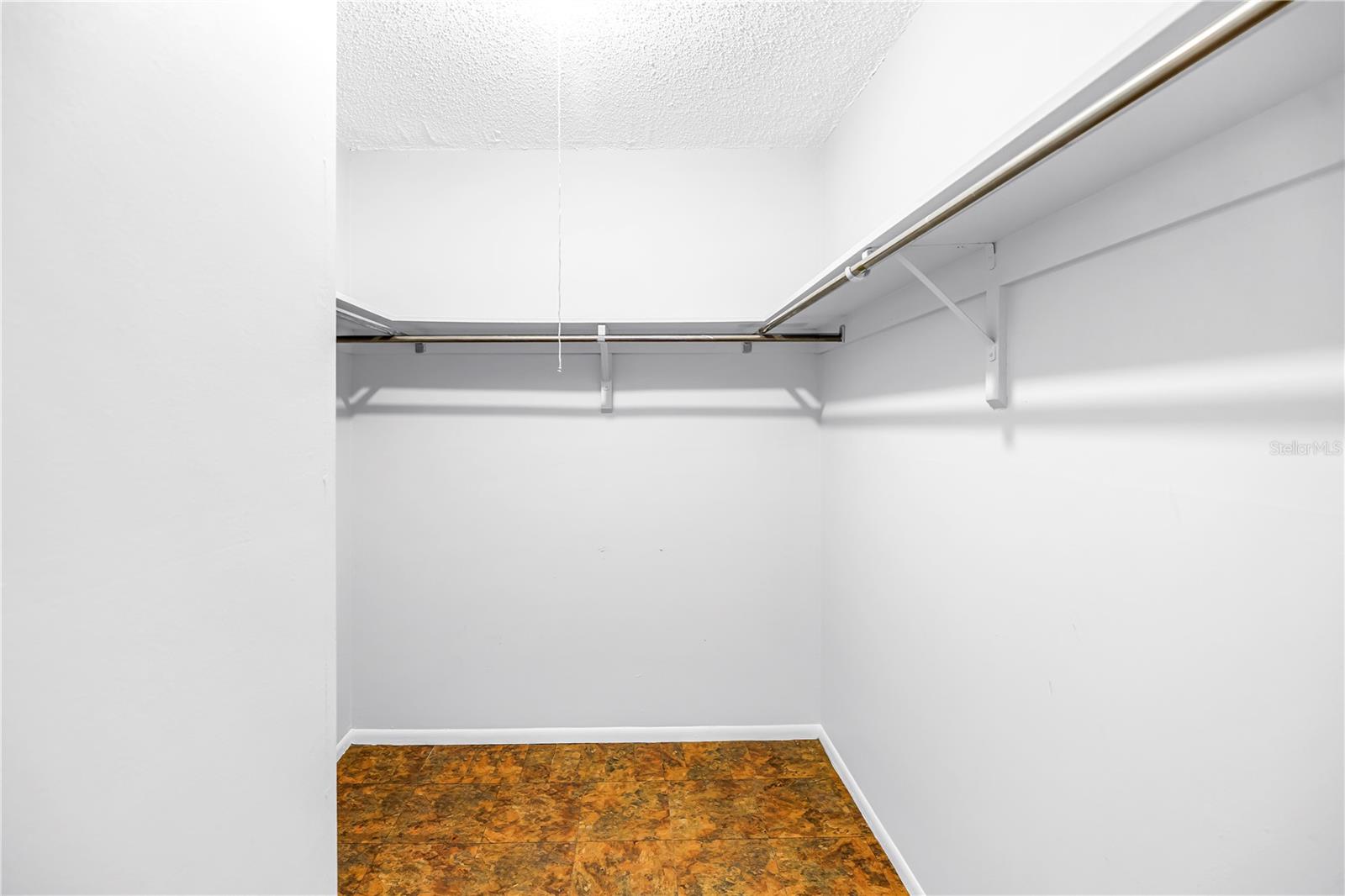 4720 LOCUST ST NE #318 — photo 25