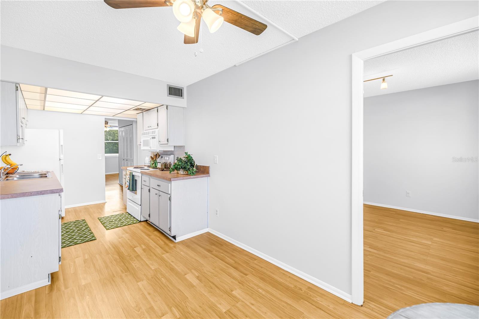 4720 LOCUST ST NE #318 — photo 19