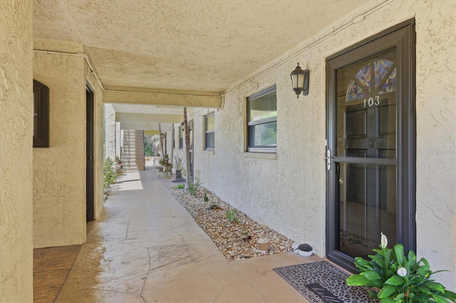 1650 PINE TREE LN #103 — photo 7
