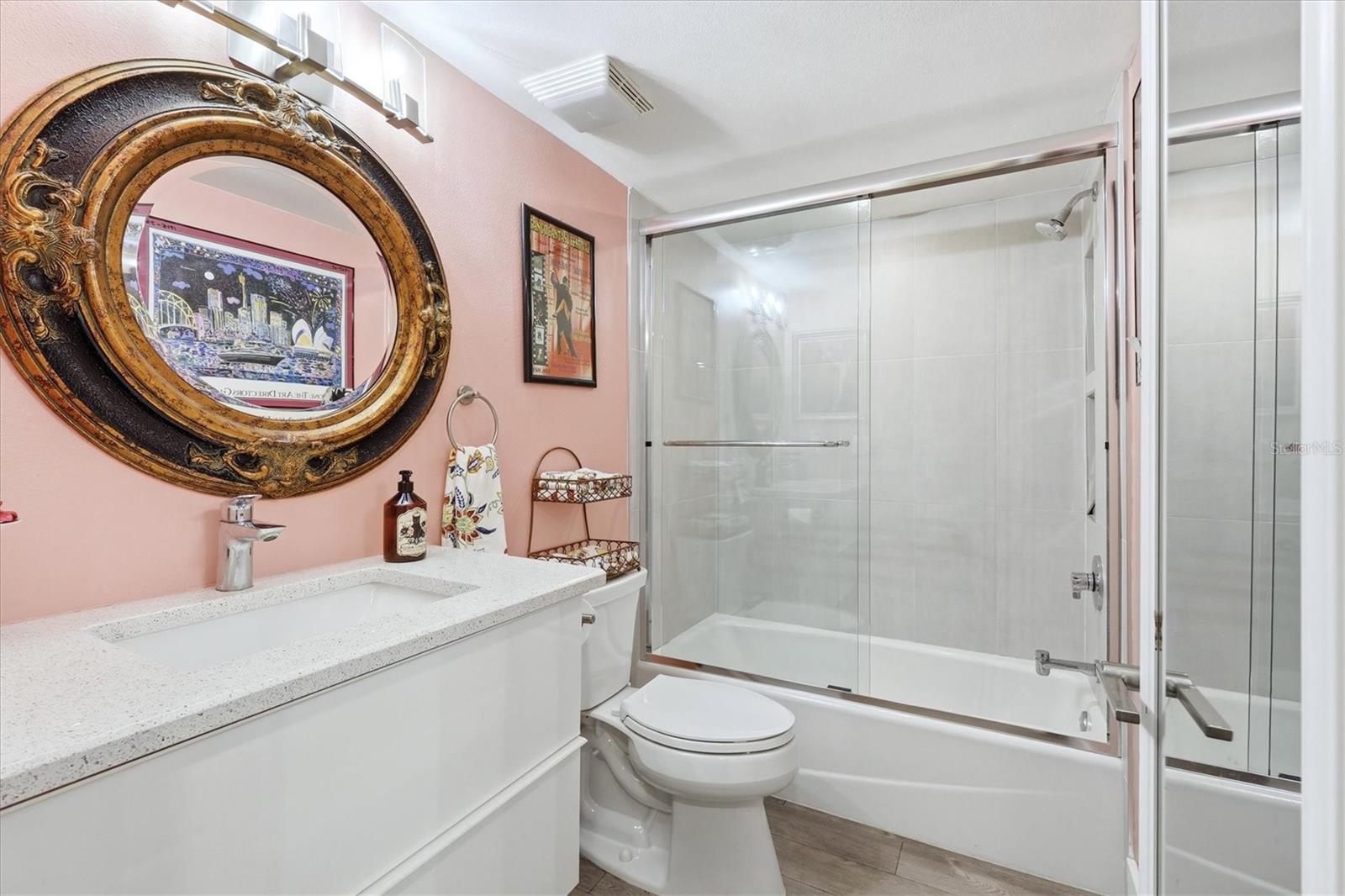 1650 PINE TREE LN #103 — photo 26