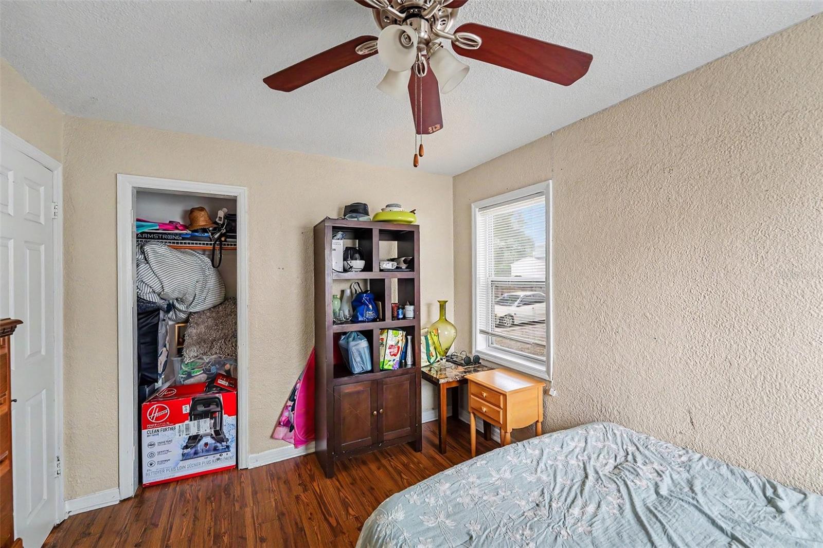 1464 DRUID RD E — photo 16
