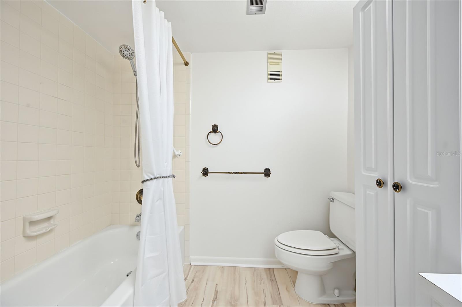 328 MARINER DR #328 — photo 40