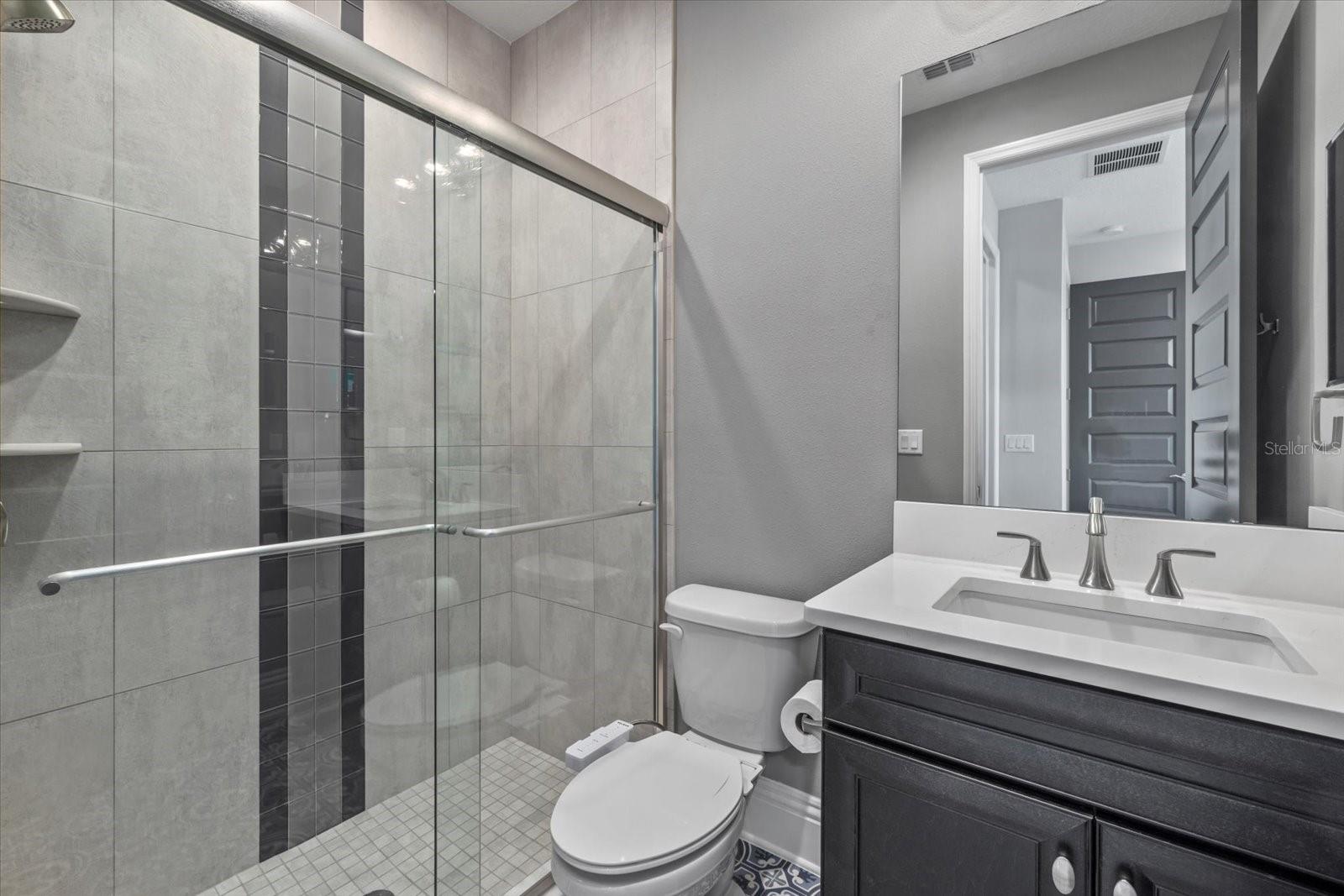 7224 GRAYBROOK DR — photo 36