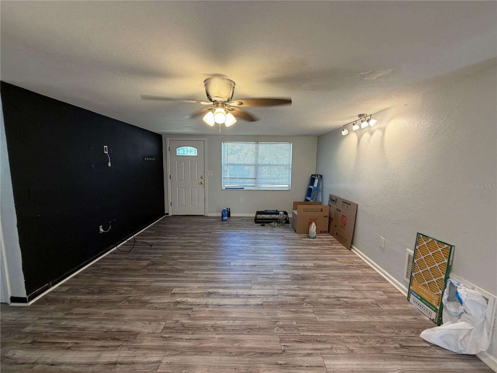 9331 RAINBOW LN — photo 9
