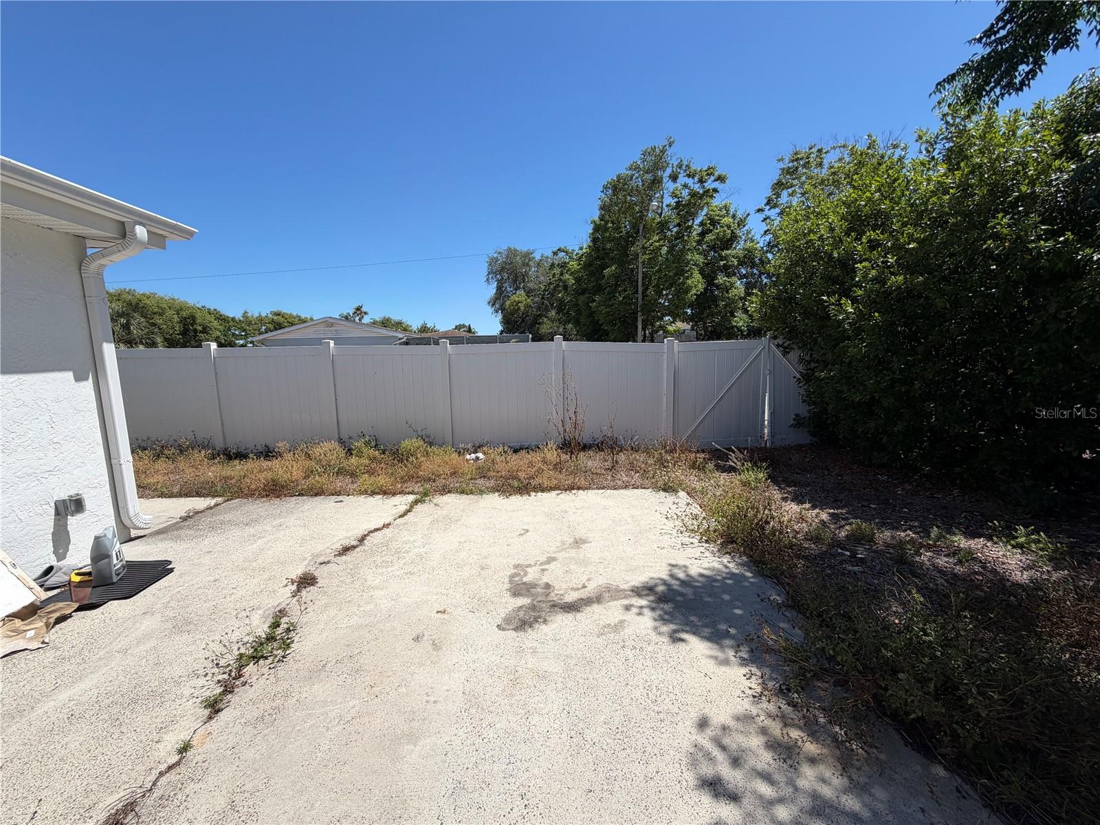 9331 RAINBOW LN — photo 23