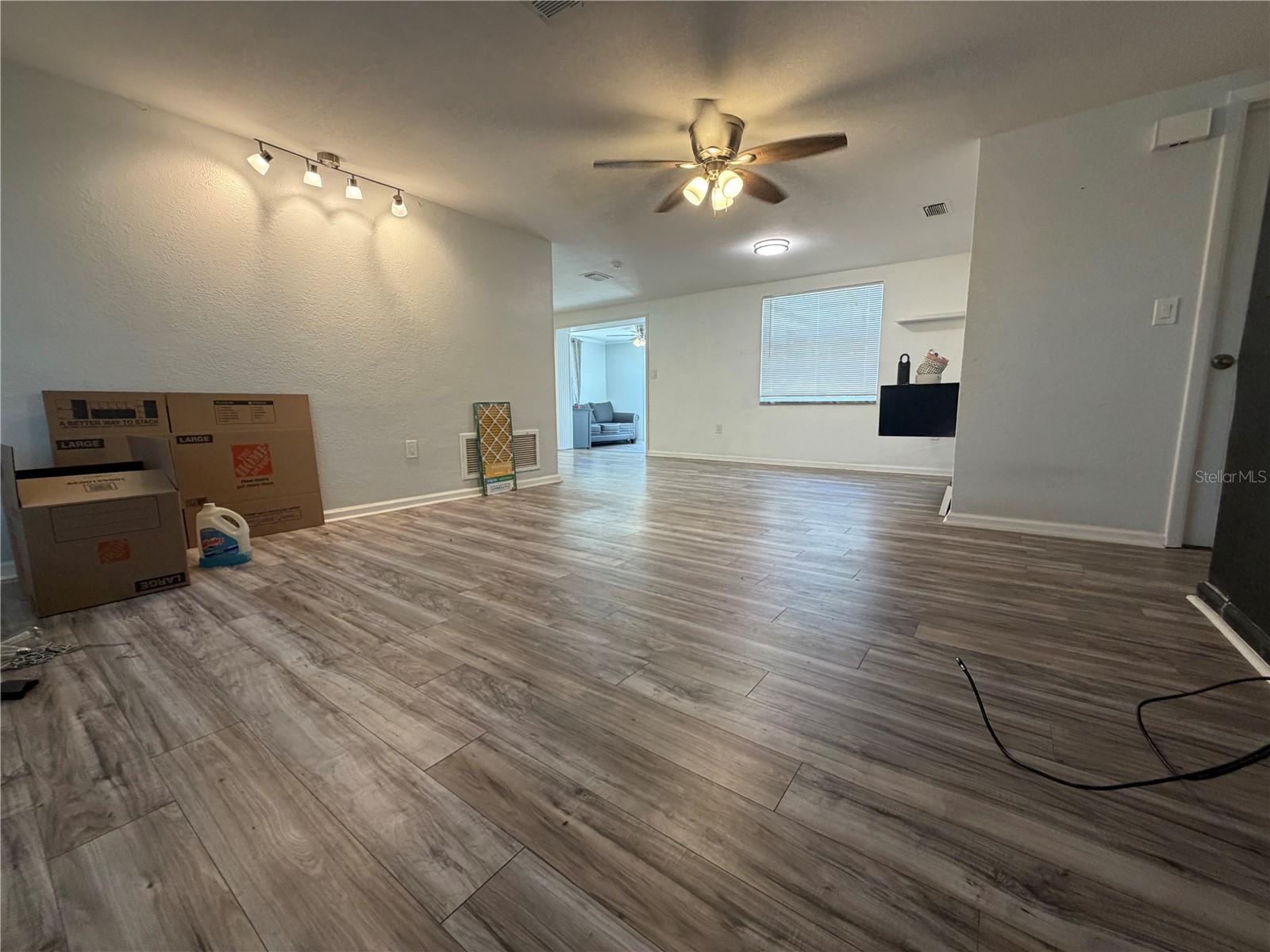 9331 RAINBOW LN — photo 11