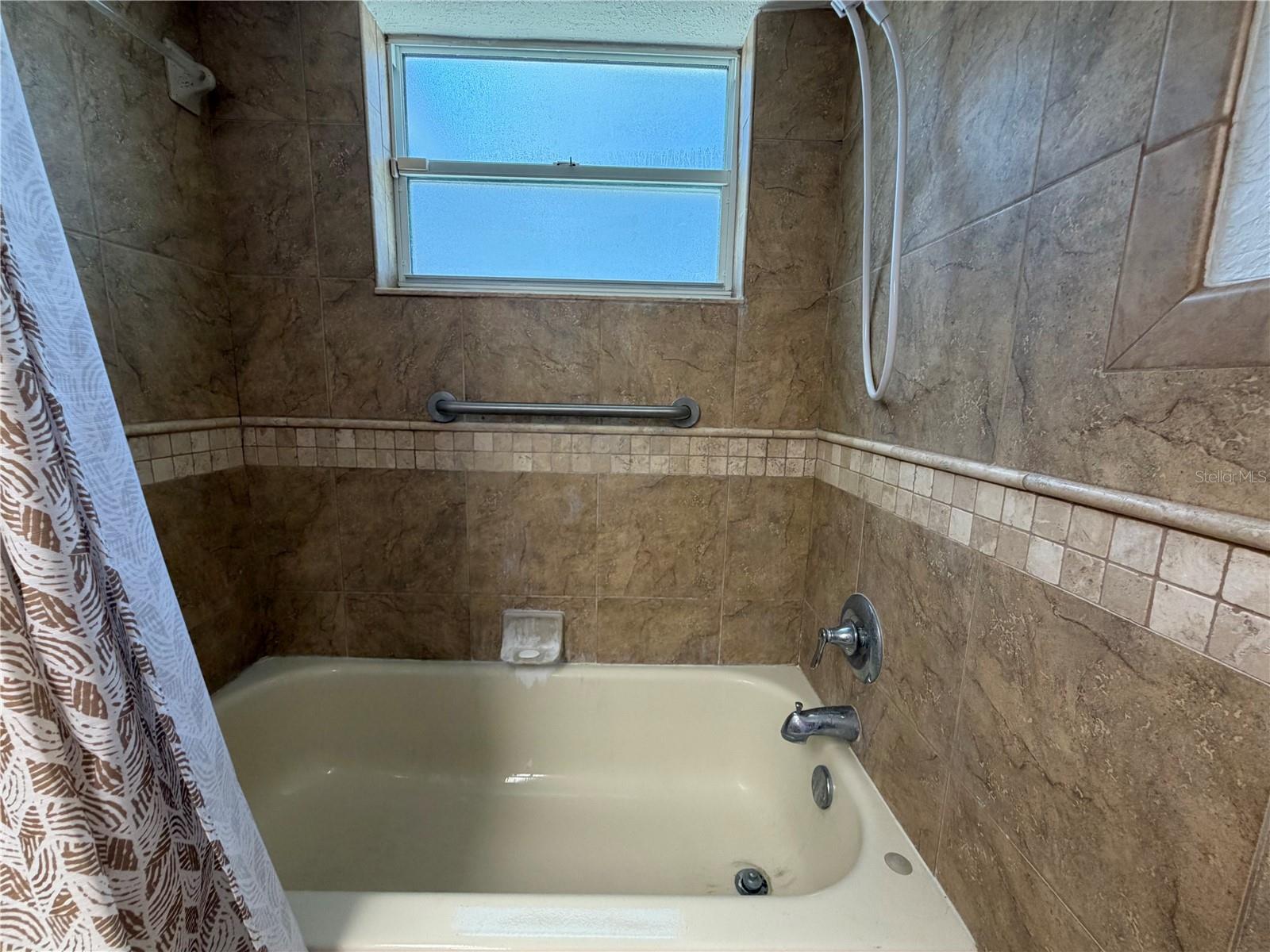 9331 RAINBOW LN — photo 22