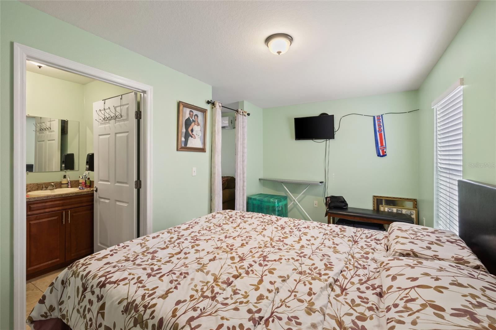 4704 TOWN N COUNTRY BLVD — photo 37