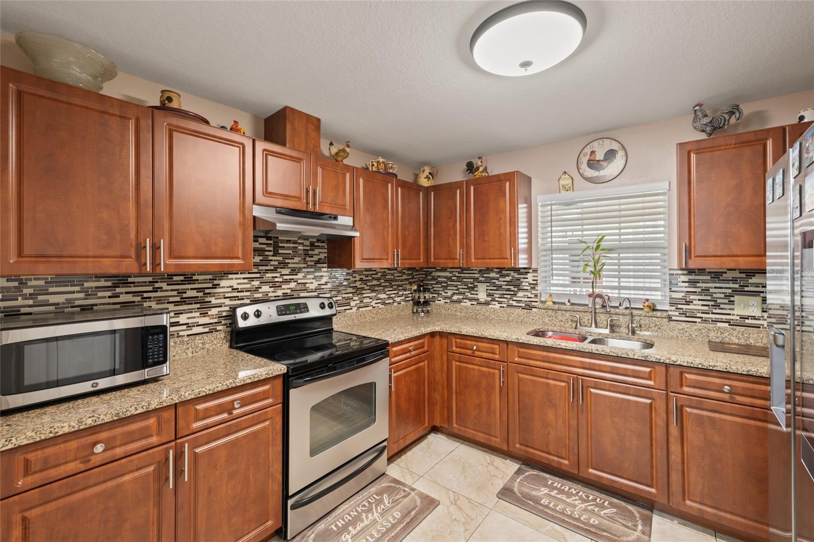 4704 TOWN N COUNTRY BLVD — photo 15