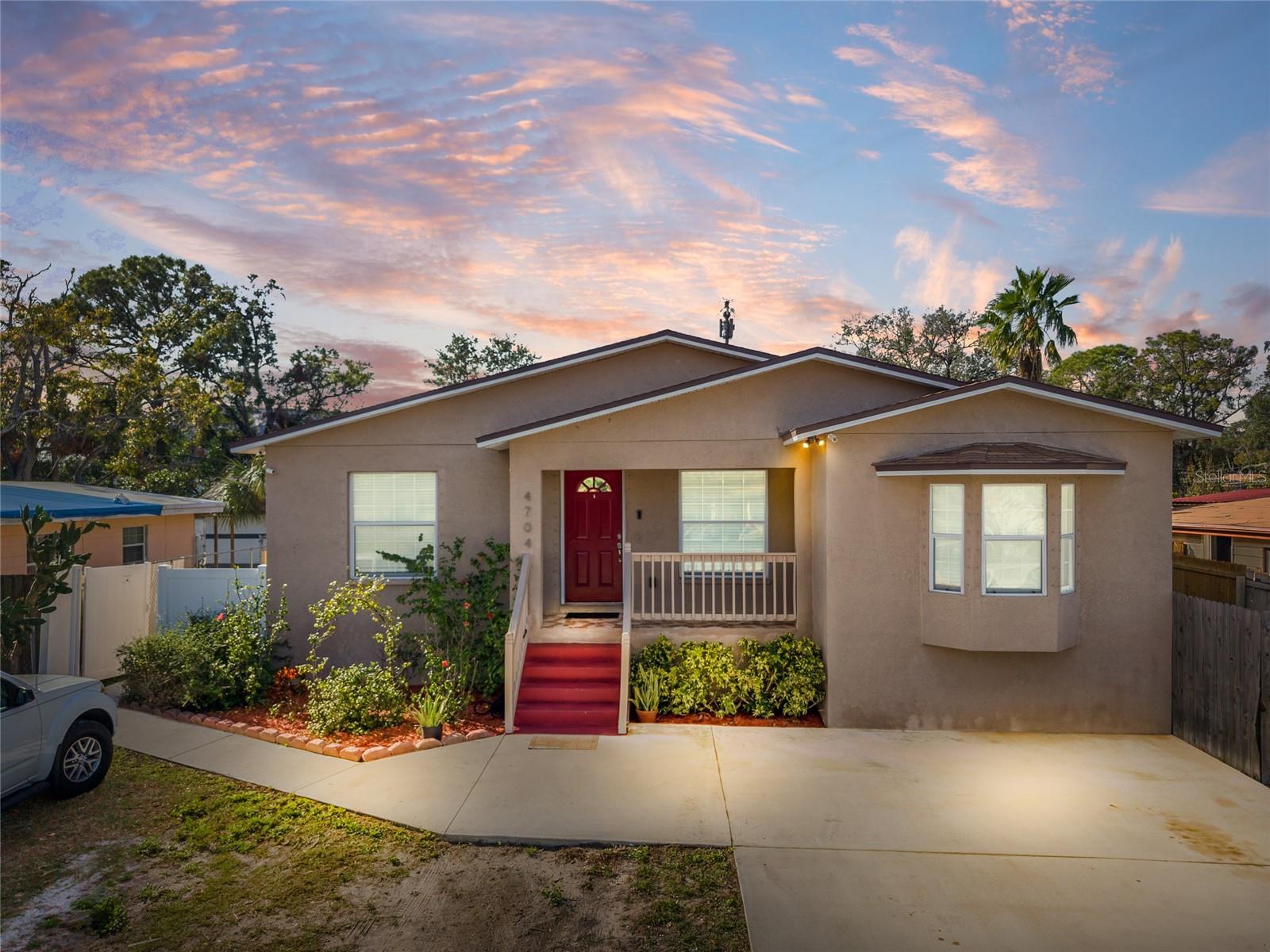 4704 TOWN N COUNTRY BLVD — photo 3