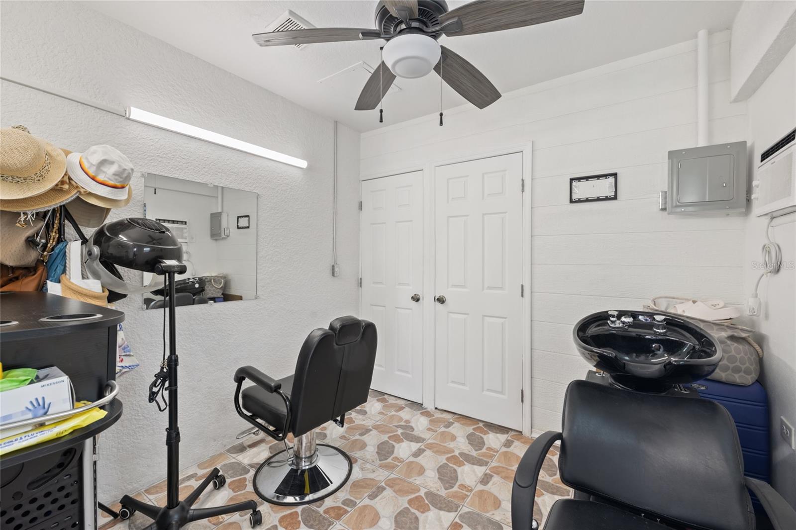 4704 TOWN N COUNTRY BLVD — photo 29