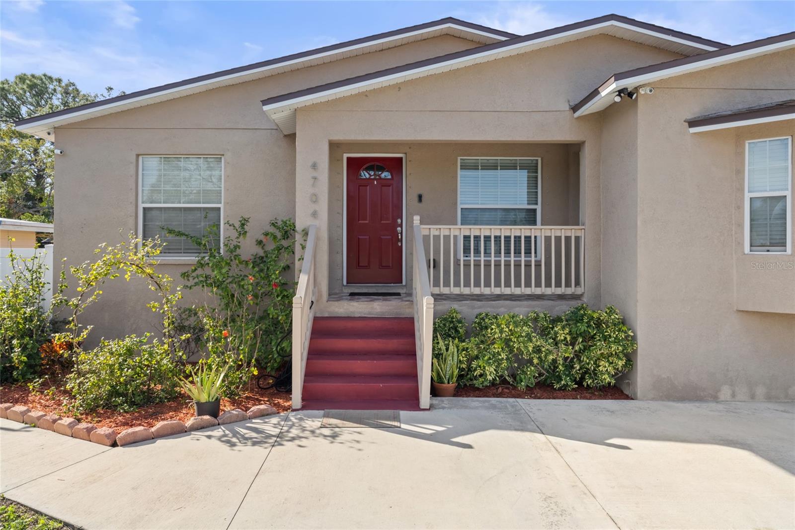 4704 TOWN N COUNTRY BLVD — photo 2