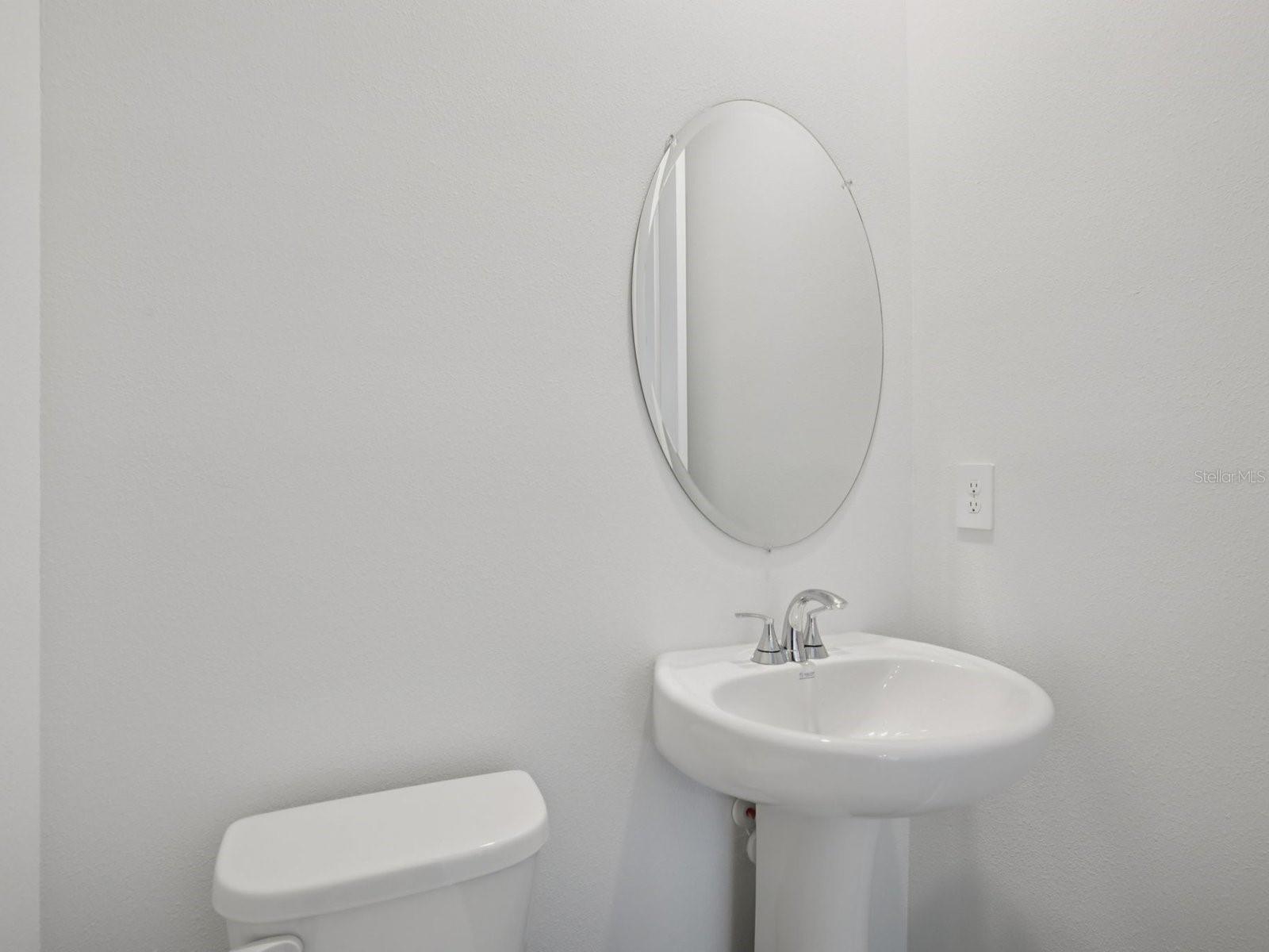 13213 SHELLMORE AVE — photo 9
