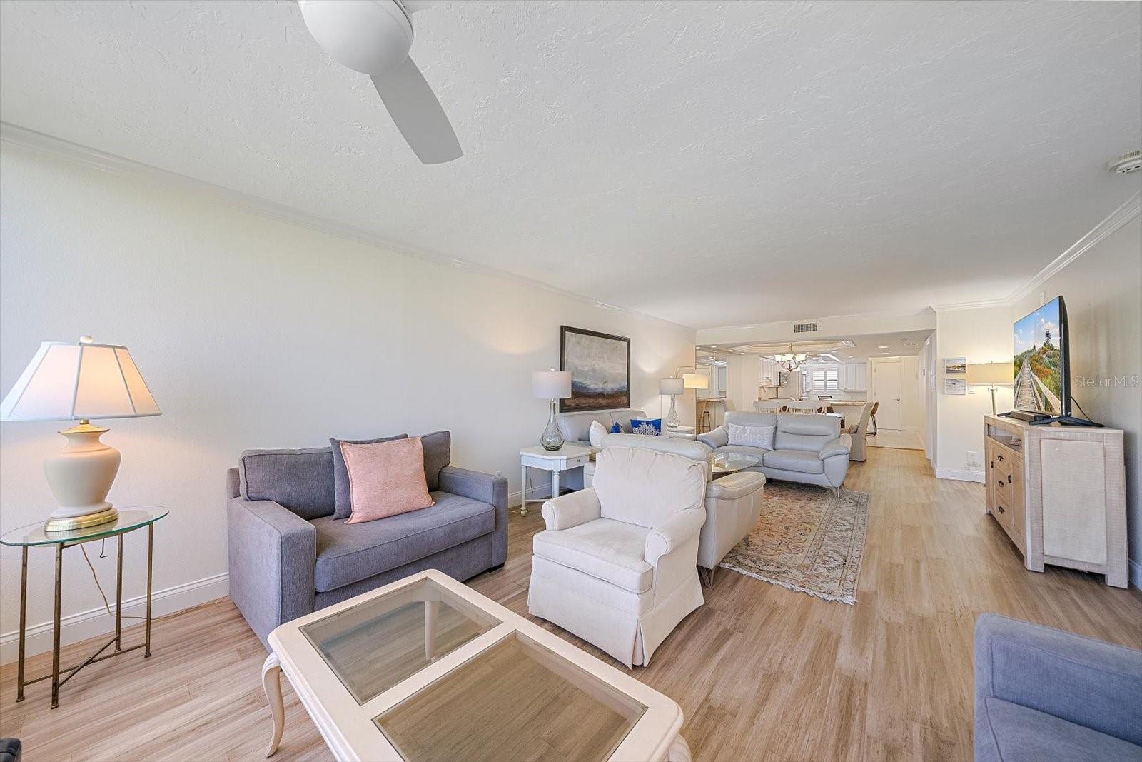 5790 MIDNIGHT PASS RD #209 — photo 37